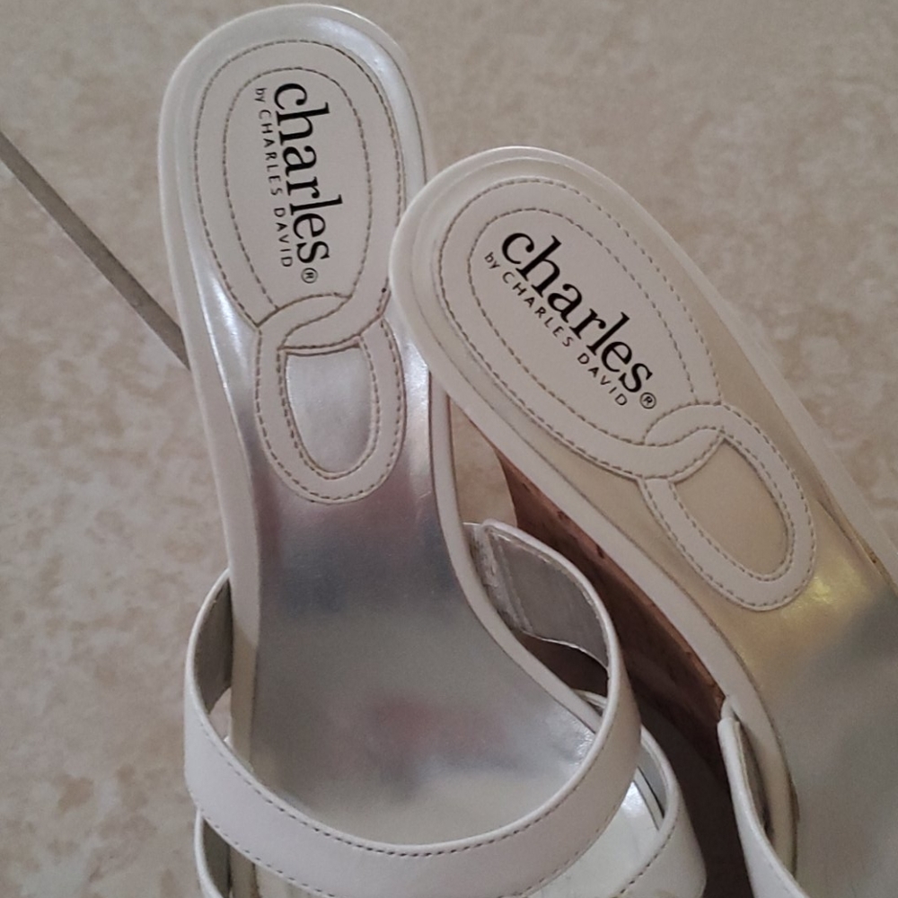 Shoes - Picture 2 of 5